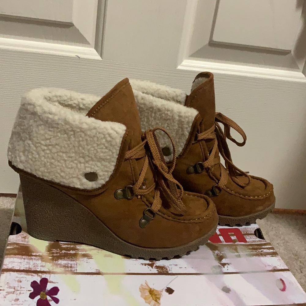 Like new two-way shoes